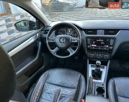 Черный Шкода Октавия, объемом двигателя 1.6 л и пробегом 284 тыс. км за 10500 $, фото 46 на Automoto.ua