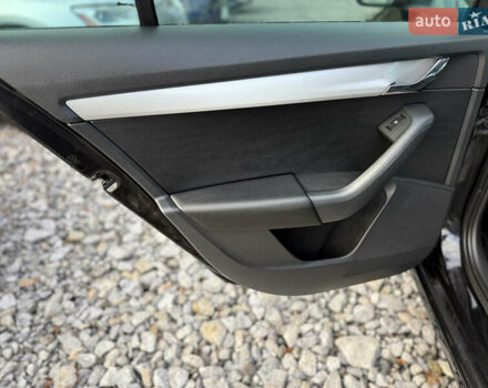 Черный Шкода Октавия, объемом двигателя 1.6 л и пробегом 218 тыс. км за 11950 $, фото 25 на Automoto.ua