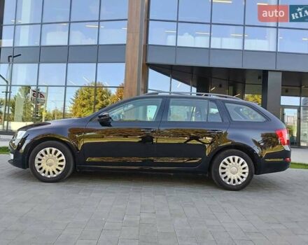 Черный Шкода Октавия, объемом двигателя 1.97 л и пробегом 258 тыс. км за 10600 $, фото 4 на Automoto.ua