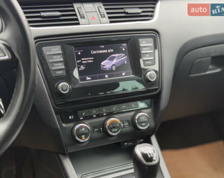 Черный Шкода Октавия, объемом двигателя 1.6 л и пробегом 232 тыс. км за 9900 $, фото 7 на Automoto.ua