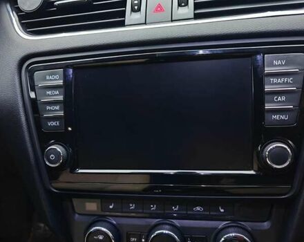 Черный Шкода Октавия, объемом двигателя 1.6 л и пробегом 343 тыс. км за 10000 $, фото 17 на Automoto.ua