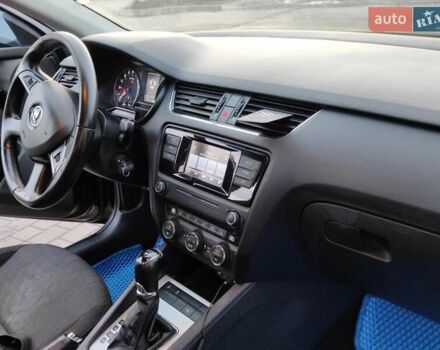 Шкода Октавия 2014 в Мукачеве на Automoto.ua Черный Шкода Октавия, объемом двигателя 1.6 л и пробегом 296 тыс. км за 10800 $, фото 1 на Automoto.ua