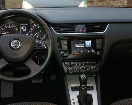 Черный Шкода Октавия, объемом двигателя 1.8 л и пробегом 260 тыс. км за 11000 $, фото 25 на Automoto.ua