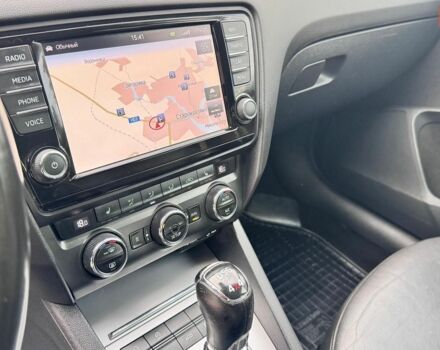 Чорний Шкода Октавія, об'ємом двигуна 1.8 л та пробігом 192 тис. км за 10800 $, фото 23 на Automoto.ua