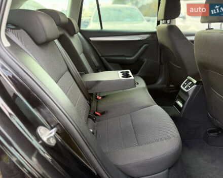 Черный Шкода Октавия, объемом двигателя 1.6 л и пробегом 218 тыс. км за 11950 $, фото 21 на Automoto.ua