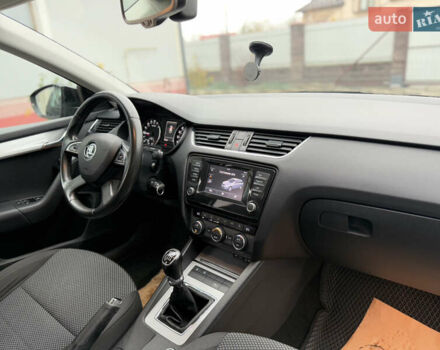 Черный Шкода Октавия, объемом двигателя 1.6 л и пробегом 232 тыс. км за 9900 $, фото 33 на Automoto.ua