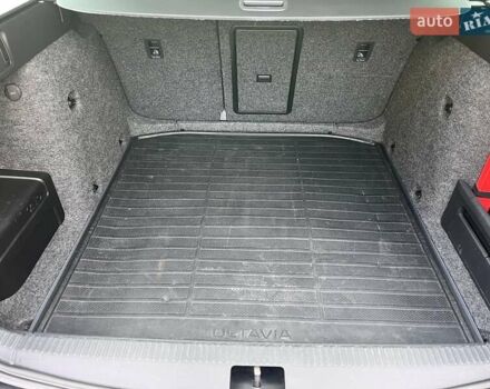 Черный Шкода Октавия, объемом двигателя 1.8 л и пробегом 247 тыс. км за 12845 $, фото 26 на Automoto.ua