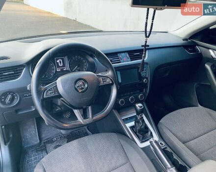 Чорний Шкода Октавія, об'ємом двигуна 1.6 л та пробігом 319 тис. км за 9700 $, фото 20 на Automoto.ua