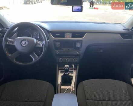 Чорний Шкода Октавія, об'ємом двигуна 1.6 л та пробігом 247 тис. км за 9999 $, фото 20 на Automoto.ua