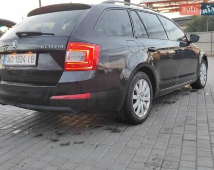 Шкода Октавия 2014 в Мукачеве на Automoto.ua Черный Шкода Октавия, объемом двигателя 1.6 л и пробегом 296 тыс. км за 10800 $, фото 11 на Automoto.ua