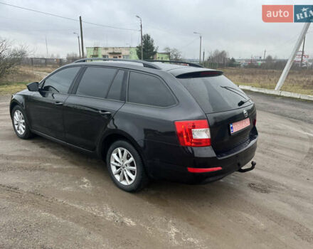 Черный Шкода Октавия, объемом двигателя 2 л и пробегом 296 тыс. км за 11800 $, фото 4 на Automoto.ua