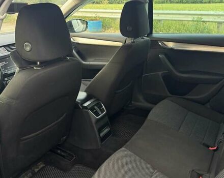 Чорний Шкода Октавія, об'ємом двигуна 1.6 л та пробігом 285 тис. км за 8950 $, фото 6 на Automoto.ua
