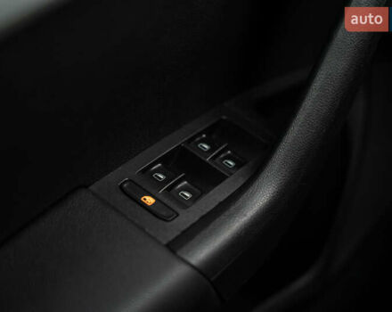 Чорний Шкода Октавія, об'ємом двигуна 1.6 л та пробігом 225 тис. км за 13400 $, фото 15 на Automoto.ua