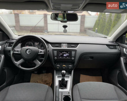 Черный Шкода Октавия, объемом двигателя 1.6 л и пробегом 232 тыс. км за 9900 $, фото 32 на Automoto.ua