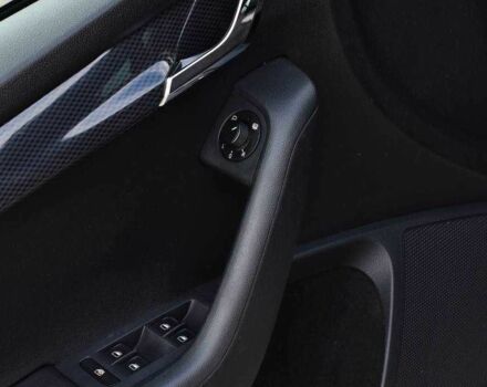 Черный Шкода Октавия, объемом двигателя 2 л и пробегом 283 тыс. км за 14750 $, фото 11 на Automoto.ua