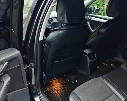 Черный Шкода Октавия, объемом двигателя 1.6 л и пробегом 343 тыс. км за 10000 $, фото 24 на Automoto.ua