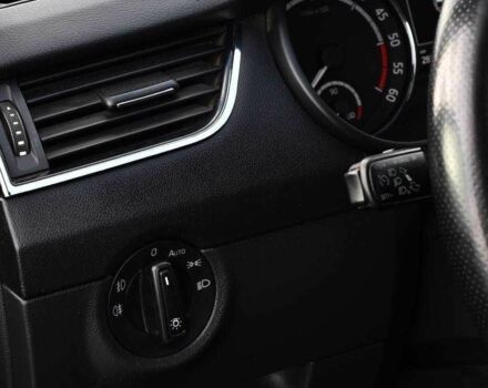 Черный Шкода Октавия, объемом двигателя 2 л и пробегом 283 тыс. км за 14750 $, фото 9 на Automoto.ua