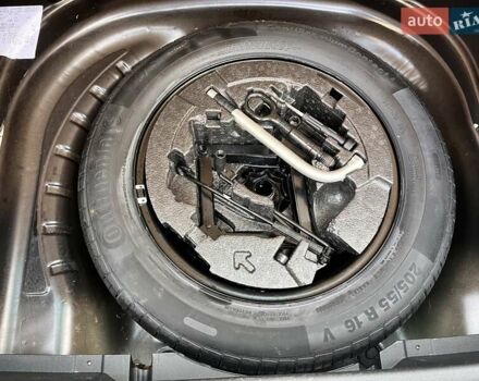 Черный Шкода Октавия, объемом двигателя 1.8 л и пробегом 247 тыс. км за 12845 $, фото 27 на Automoto.ua