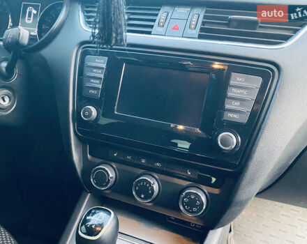 Чорний Шкода Октавія, об'ємом двигуна 1.6 л та пробігом 319 тис. км за 9700 $, фото 31 на Automoto.ua