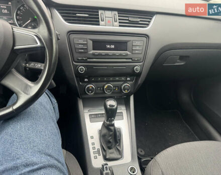 Шкода Октавія 2014 у Старокостянтинів на Automoto.ua Чорний Шкода Октавія, об'ємом двигуна 1.97 л та пробігом 318 тис. км за 12199 $, фото 12 на Automoto.ua