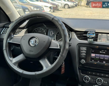 Шкода Октавия 2014 в Бердичеве на Automoto.ua Черный Шкода Октавия, объемом двигателя 1.97 л и пробегом 291 тыс. км за 10800 $, фото 15 на Automoto.ua