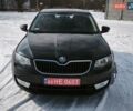 Черный Шкода Октавия, объемом двигателя 1.2 л и пробегом 252 тыс. км за 10800 $, фото 1 на Automoto.ua
