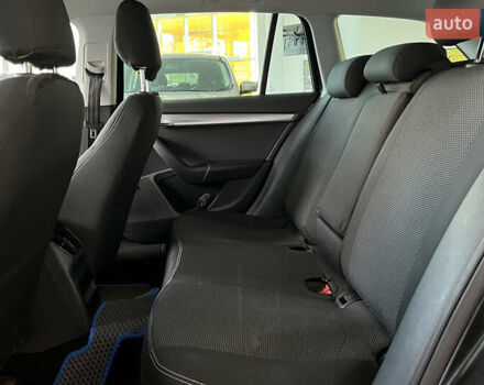 Чорний Шкода Октавія, об'ємом двигуна 1.6 л та пробігом 288 тис. км за 10500 $, фото 19 на Automoto.ua