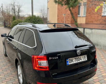 Черный Шкода Октавия, объемом двигателя 2 л и пробегом 312 тыс. км за 13500 $, фото 10 на Automoto.ua