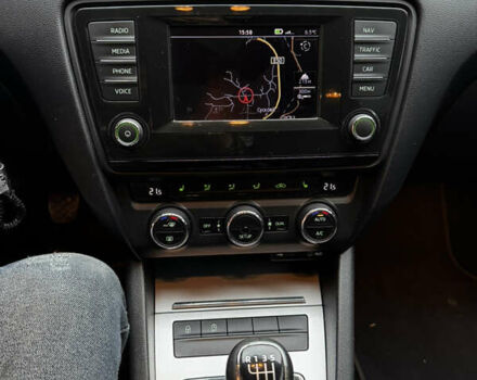 Чорний Шкода Октавія, об'ємом двигуна 1.98 л та пробігом 260 тис. км за 10950 $, фото 17 на Automoto.ua