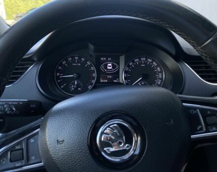 Черный Шкода Октавия, объемом двигателя 1.6 л и пробегом 328 тыс. км за 10700 $, фото 6 на Automoto.ua