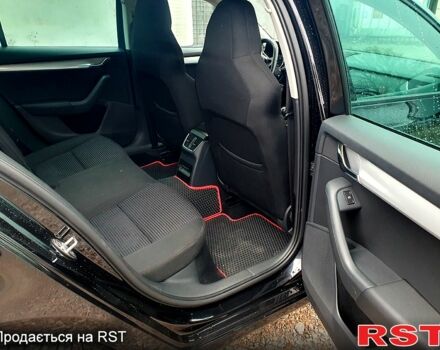 Черный Шкода Октавия, объемом двигателя 1.6 л и пробегом 220 тыс. км за 10600 $, фото 7 на Automoto.ua