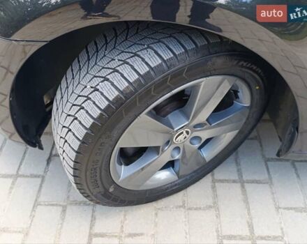 Черный Шкода Октавия, объемом двигателя 1.97 л и пробегом 217 тыс. км за 12500 $, фото 11 на Automoto.ua