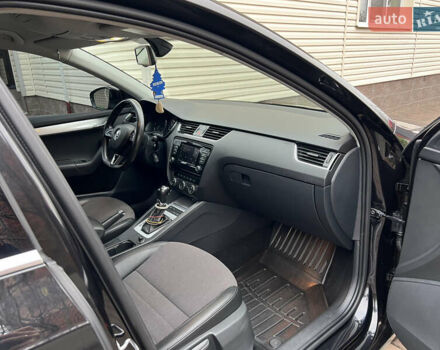 Черный Шкода Октавия, объемом двигателя 2 л и пробегом 312 тыс. км за 13500 $, фото 29 на Automoto.ua