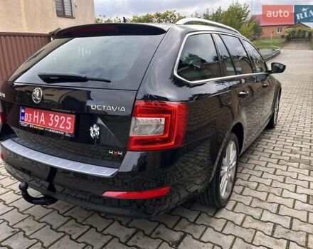 Черный Шкода Октавия, объемом двигателя 1.8 л и пробегом 247 тыс. км за 12845 $, фото 5 на Automoto.ua