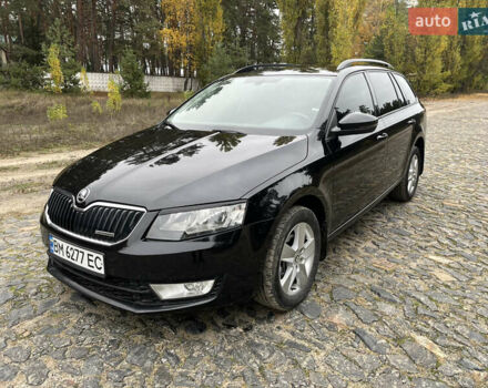 Черный Шкода Октавия, объемом двигателя 1.6 л и пробегом 220 тыс. км за 9999 $, фото 1 на Automoto.ua