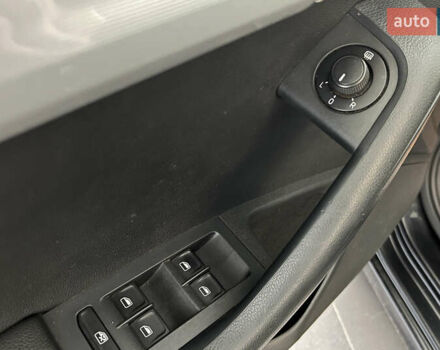 Чорний Шкода Октавія, об'ємом двигуна 1.6 л та пробігом 288 тис. км за 10500 $, фото 17 на Automoto.ua