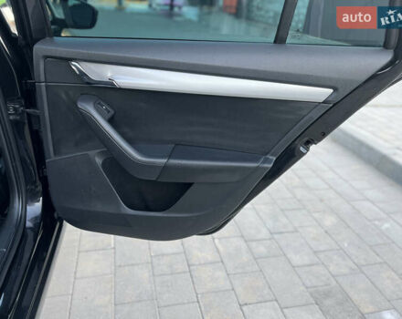 Черный Шкода Октавия, объемом двигателя 1.6 л и пробегом 158 тыс. км за 10000 $, фото 47 на Automoto.ua