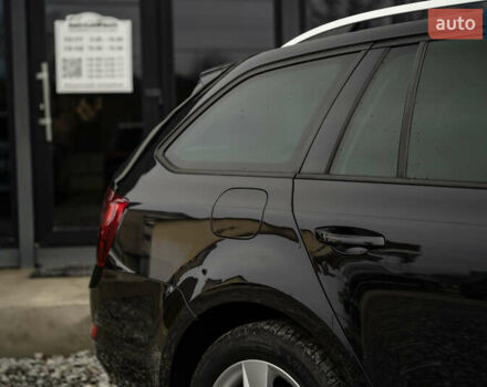 Чорний Шкода Октавія, об'ємом двигуна 1.6 л та пробігом 225 тис. км за 13400 $, фото 7 на Automoto.ua