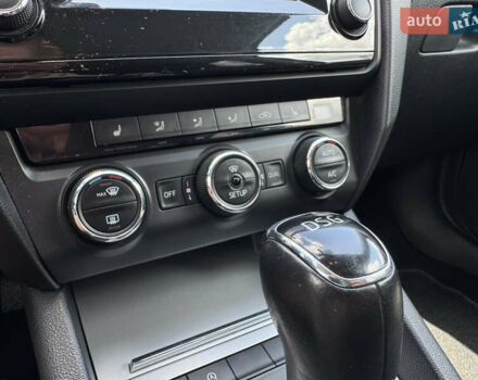 Шкода Октавия 2014 в Бердичеве на Automoto.ua Черный Шкода Октавия, объемом двигателя 1.97 л и пробегом 291 тыс. км за 10800 $, фото 20 на Automoto.ua