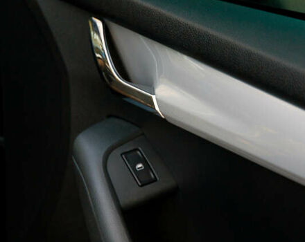 Чорний Шкода Октавія, об'ємом двигуна 1.6 л та пробігом 218 тис. км за 10800 $, фото 22 на Automoto.ua