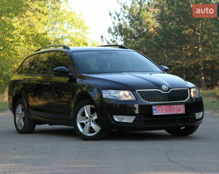 Чорний Шкода Октавія, об'ємом двигуна 1.6 л та пробігом 218 тис. км за 10800 $, фото 7 на Automoto.ua
