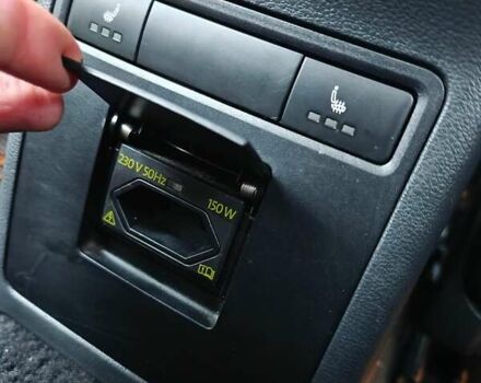 Черный Шкода Октавия, объемом двигателя 1.6 л и пробегом 343 тыс. км за 10000 $, фото 29 на Automoto.ua