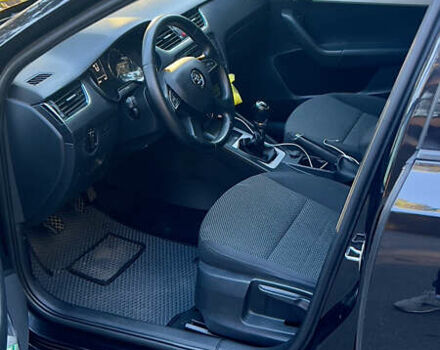 Чорний Шкода Октавія, об'ємом двигуна 1.97 л та пробігом 233 тис. км за 11700 $, фото 9 на Automoto.ua