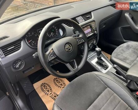 Черный Шкода Октавия, объемом двигателя 1.8 л и пробегом 247 тыс. км за 12845 $, фото 21 на Automoto.ua