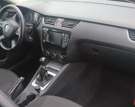 Черный Шкода Октавия, объемом двигателя 1.6 л и пробегом 289 тыс. км за 9650 $, фото 27 на Automoto.ua