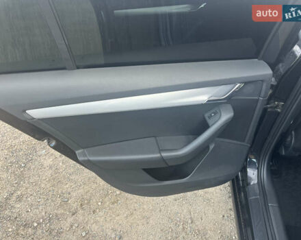 Черный Шкода Октавия, объемом двигателя 2 л и пробегом 296 тыс. км за 11800 $, фото 27 на Automoto.ua