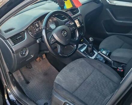 Чорний Шкода Октавія, об'ємом двигуна 1.6 л та пробігом 231 тис. км за 10400 $, фото 5 на Automoto.ua