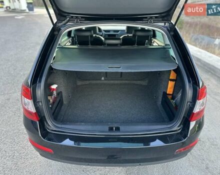 Черный Шкода Октавия, объемом двигателя 1.6 л и пробегом 209 тыс. км за 11500 $, фото 10 на Automoto.ua