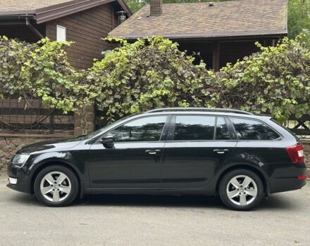 Черный Шкода Октавия, объемом двигателя 1.6 л и пробегом 259 тыс. км за 11300 $, фото 3 на Automoto.ua