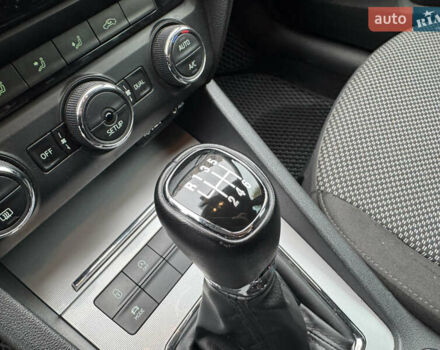 Чорний Шкода Октавія, об'ємом двигуна 1.6 л та пробігом 292 тис. км за 8599 $, фото 9 на Automoto.ua